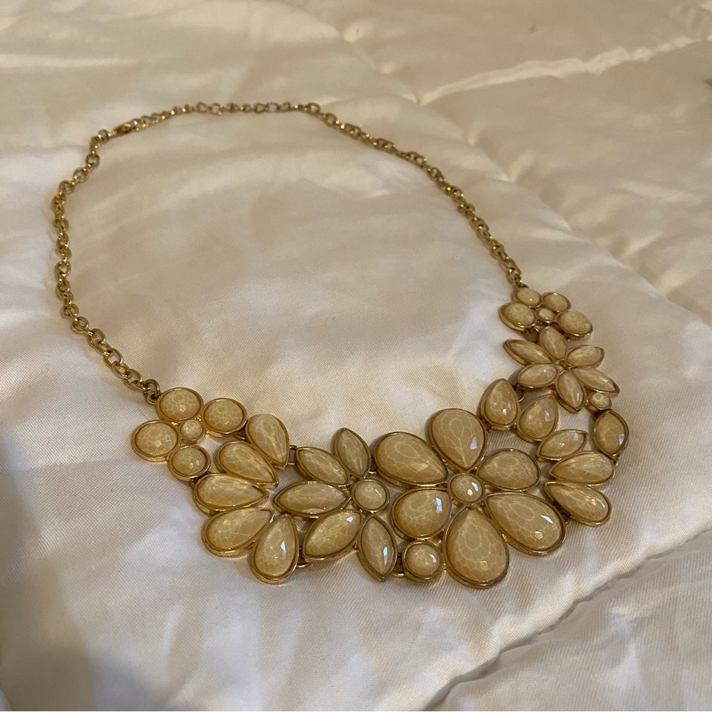 Frosted Yellow Flower Bib Chain Statement Necklace Choker with Gold
